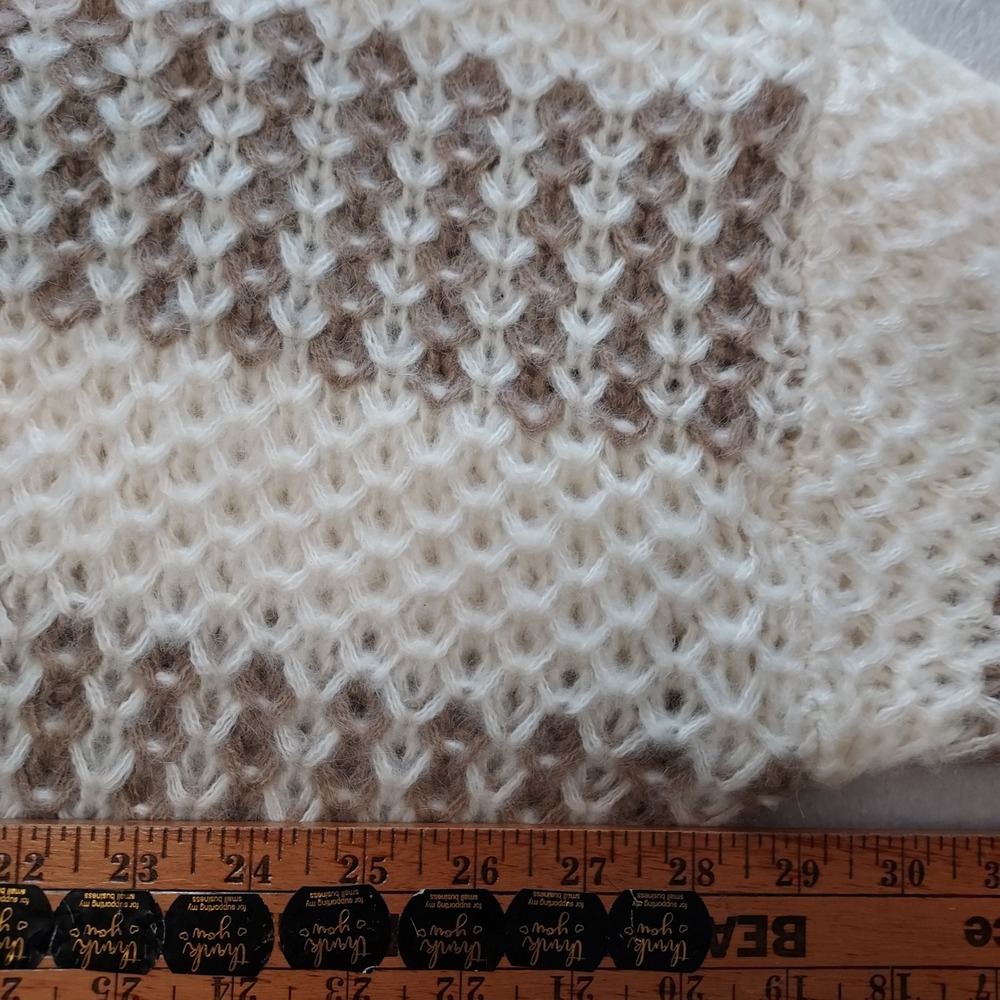 Vine & Love Womens L Striped Chunky Knit Sweater Cream Tan Cabincore Hygge Cozy - Picture 4 of 8